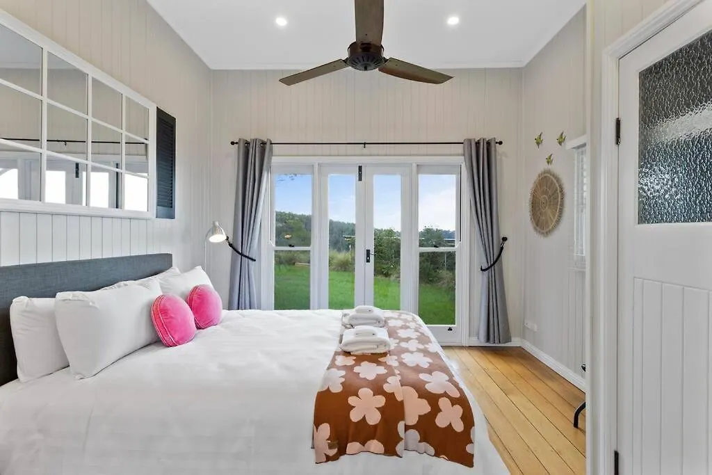 Chalet The Quince Cottage - 2 Bedrooms Ravensbourne