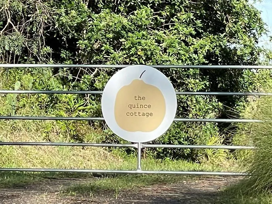 The Quince Cottage - 2 Bedrooms Ravensbourne 0*,  Australia